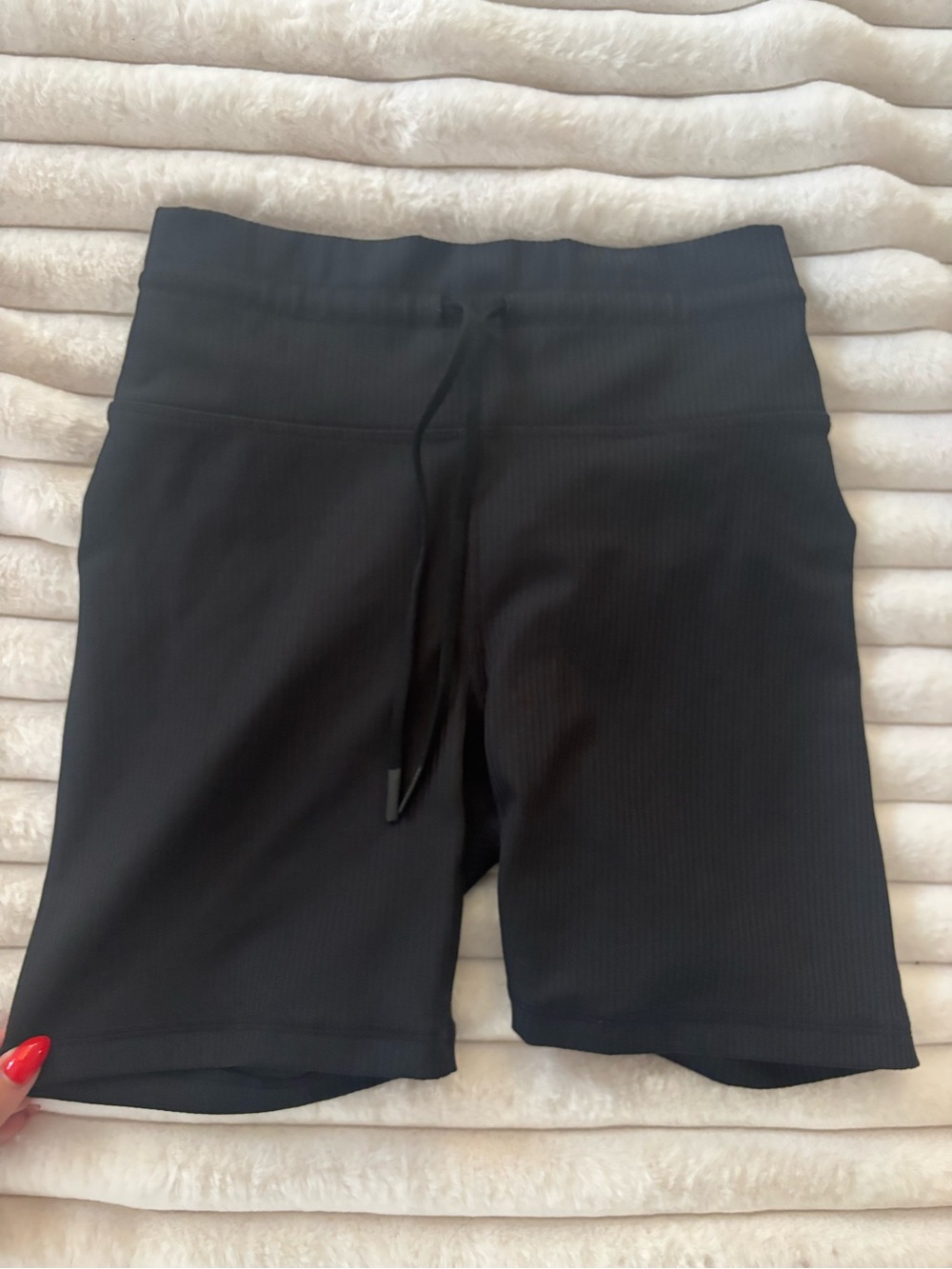 Black high rise ribbed athletic short size small